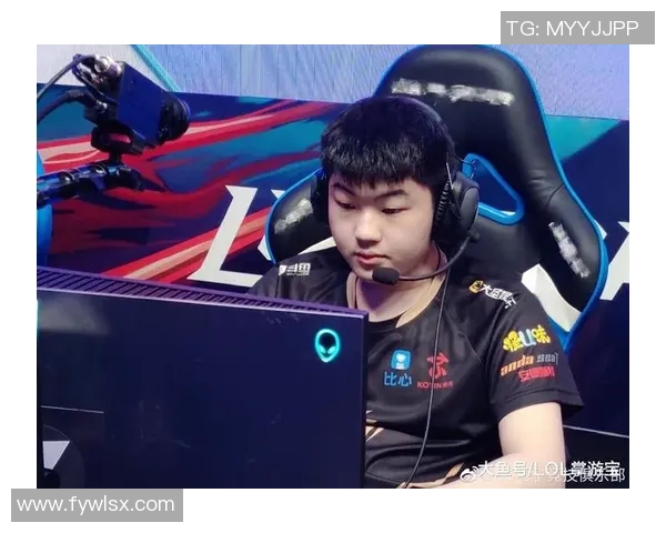 V5战队在世界大师赛中以67分稳居积分榜首位展现强劲实力